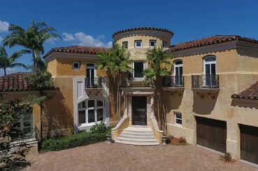 Villa Rotonda - 1000 Riverside Drive Indialantic, FL 32903