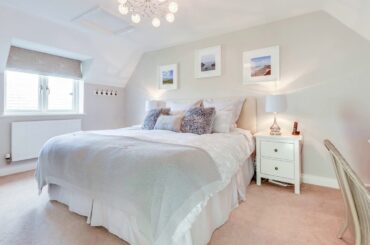 For Sale - Ridge Gardens, Gt Doddington, Northants, NN29 7GD - £435,000