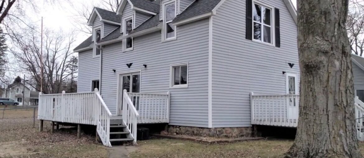 Move Right In! Totally Remodeled! 4428 Central Street, Columbiaville Move Right In! Totally Remodeled! 4428 Central Street, Columbiaville