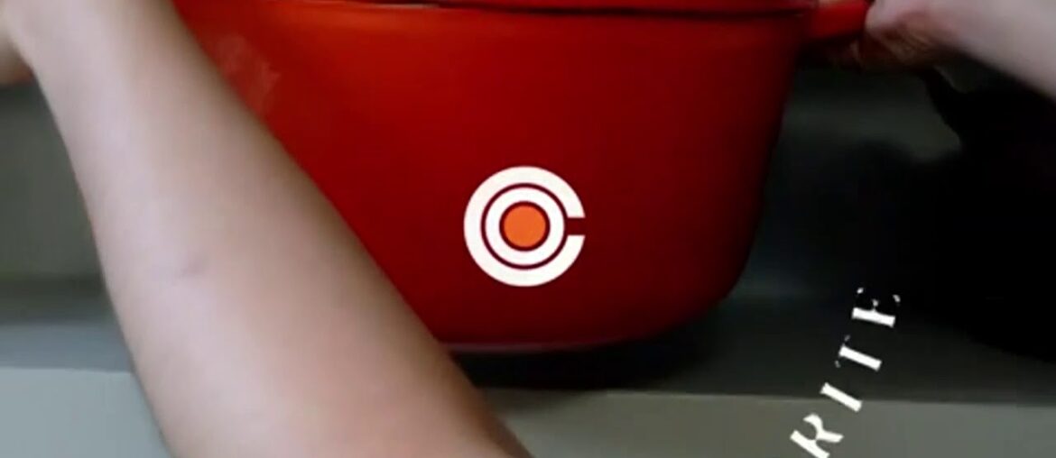 Le Creuset L2545P-227F Shallow Dutch French Oven, 2.75 quart, Oyster