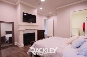 1515 Rockwater Ln - River Views