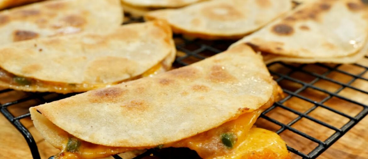 Tacos Bean and Cheese | Easy Mexican Taco Dorados Recipe