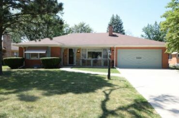 Home for sale - 2124 Parkside Dr Park Ridge, IL 60068