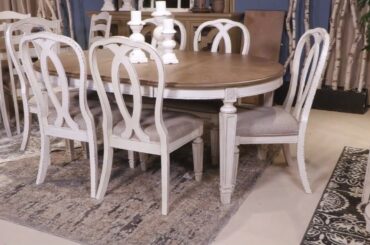 Realyn White Oval Extendable Dining Table from Signature Design by Ashley