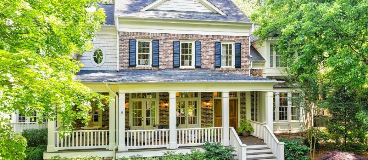 994 Buckingham Circle | Atlanta, GA 30327 994 Buckingham Circle | Atlanta, GA 30327