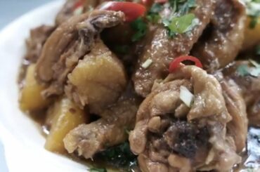 How to Cook Braised Chicken with Potatoes (Chinese style)