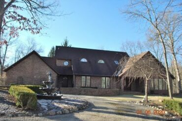 3393 Gentry Rd, Howell, MI    For Sale