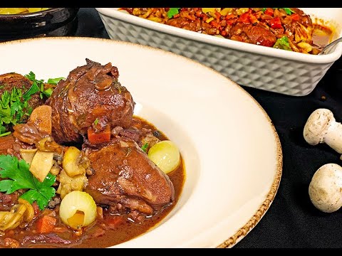 Coq Au Vin (Chicken with wine – Pollo al vino) Coq Au Vin (Chicken with wine - Pollo al vino)