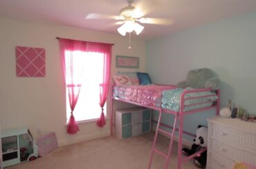 WELCOME HOME TO FARRIS DR. SUPERBLY MAINTAINED AND AVAILABLE NOW!