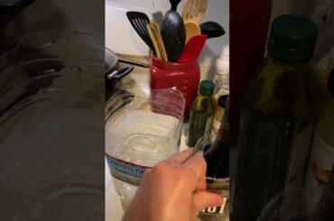 Life Hack Quarantine edition: Chill your favorite wine in a few minutes using water jugs