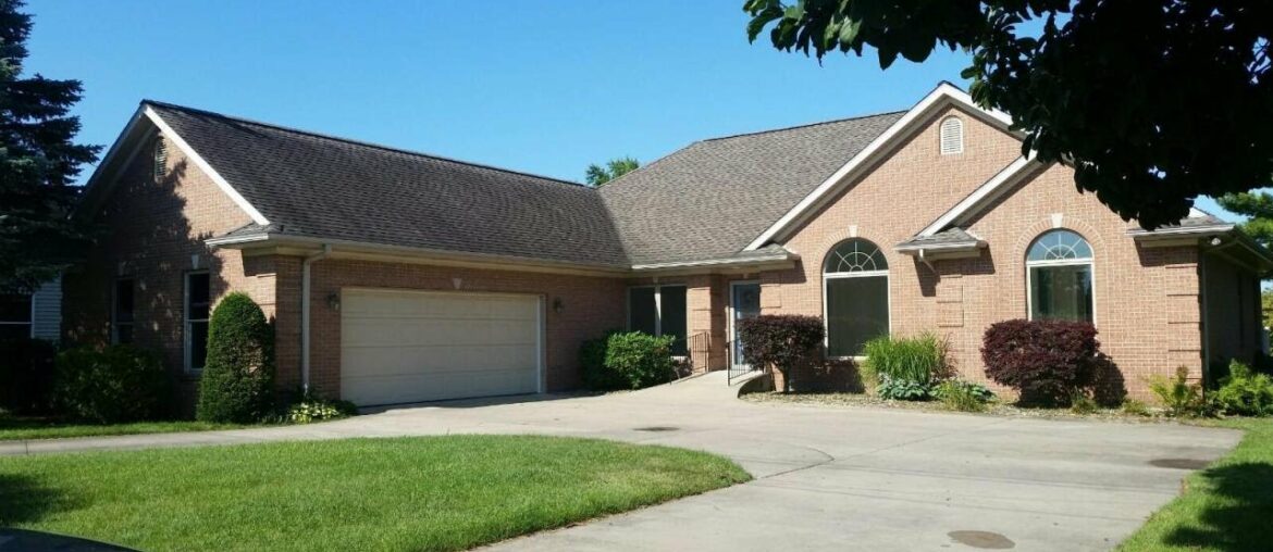 160 Meadowwood Court Decatur, MI Homes for Sale | cressyeverett.com