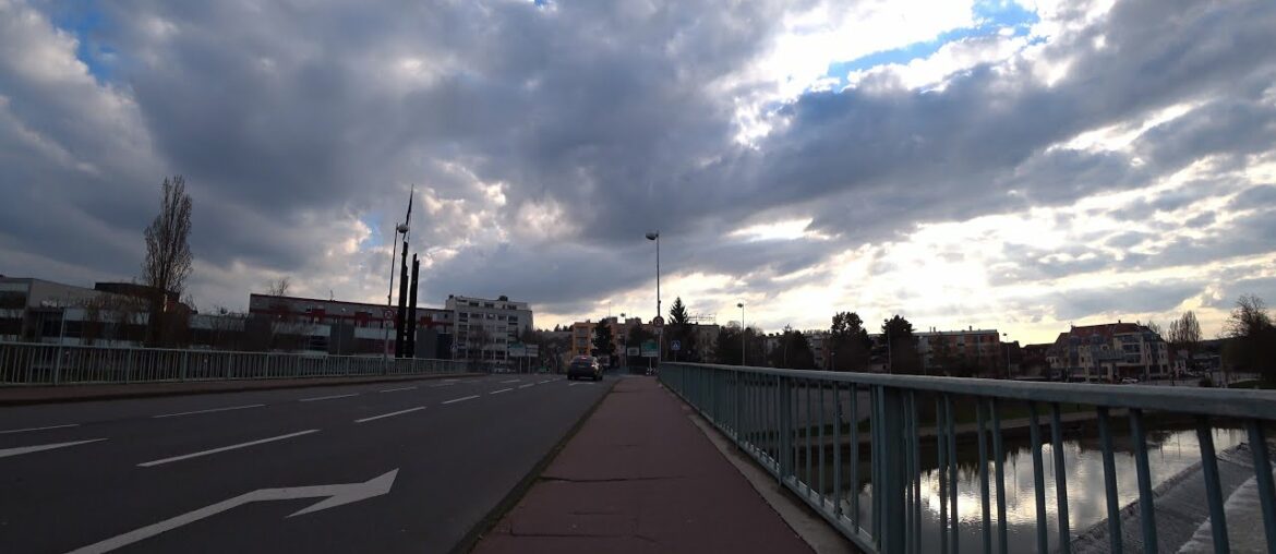 Cycling Video for Indoor Bike Training 60 Minute Germany to France Ultra HD