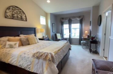 966 Scottsdale Dr, Pingree Grove IL