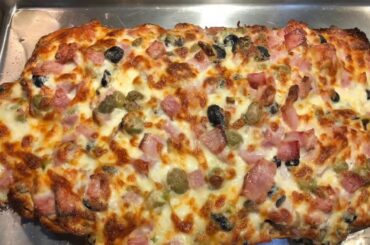 Quarantine Meal- Cheesy Ham & Olive Bread🥖