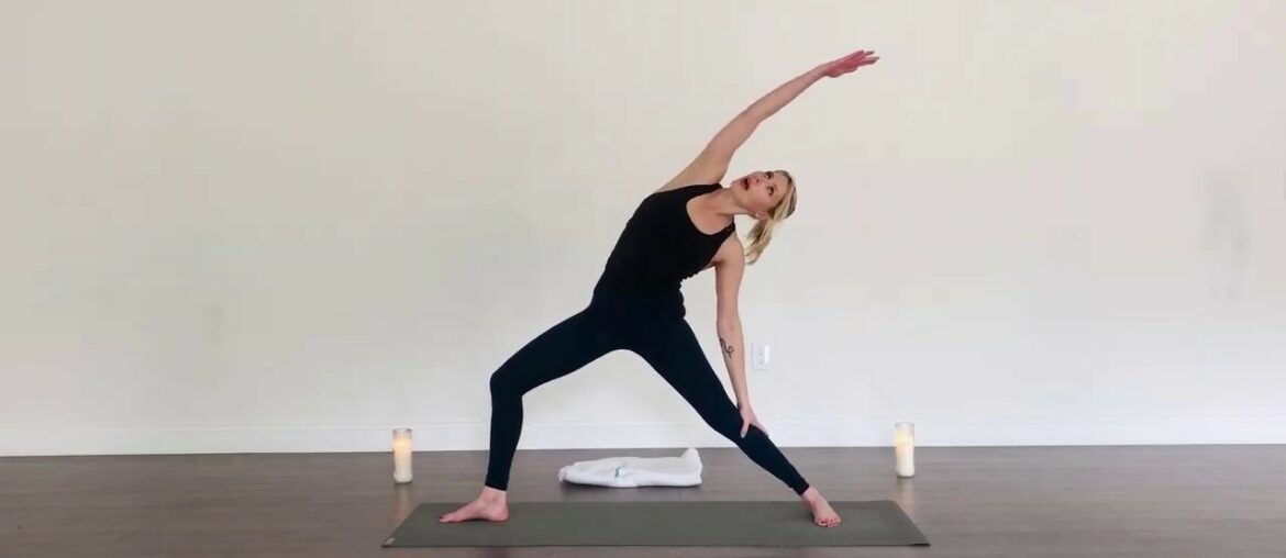30 minute Hip-Opening Flow with Molly Montgomery 30 minute Hip-Opening Flow with Molly Montgomery