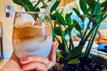 Quarantine coffee - Easy Dalgona Coffee recipe (french & english) // Café Dalgona