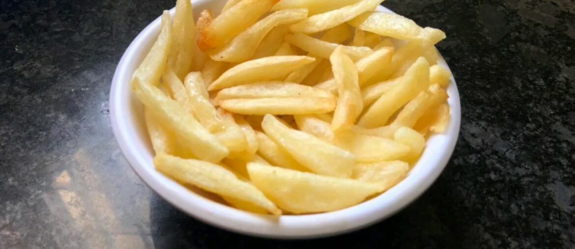 Homemade French fries recipe in Tamil/potato 🥔 🍟 fries recipe/crispy potato fry  recipe