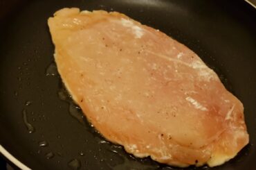 Pan Sauteed Chicken with Tomato, Basil & Wine Sauce #specialoccassioncooking #easterquarantine