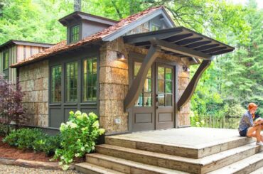 Incredibly Stunning LOW COUNTRY Cottage For Sale by Designer Cottages | Tiny House Big Living