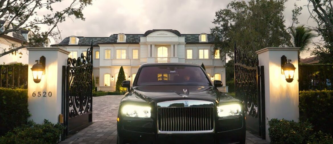 Château des Fontaines | 6520 SW 94 ST, Pinecrest | One Sotheby's | Michael Martinez Château des Fontaines | 6520 SW 94 ST, Pinecrest | One Sotheby's | Michael Martinez