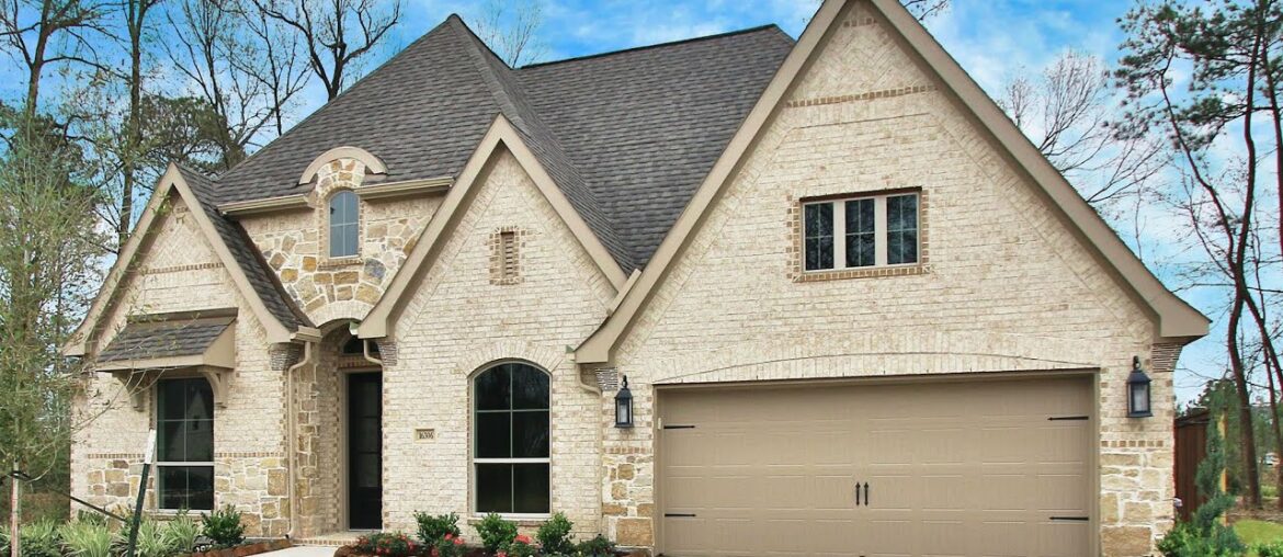 Perry Homes in The Groves – 16306 Whiteoak Canyon Drive Perry Homes in The Groves - 16306 Whiteoak Canyon Drive