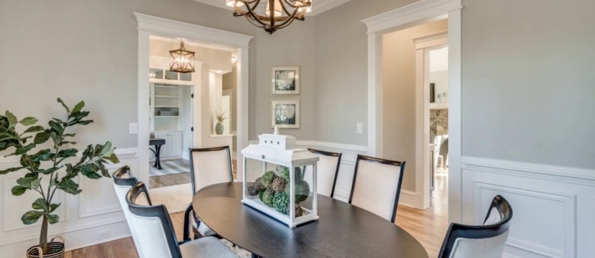 2109 University Drive, Durham, NC 27707