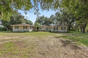 Video tour of Home at 5531 MOON LAKE ROAD, Groveland, FL 34736