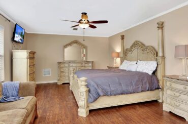 10017 Lake Lamar Ct, Jacksonville, FL