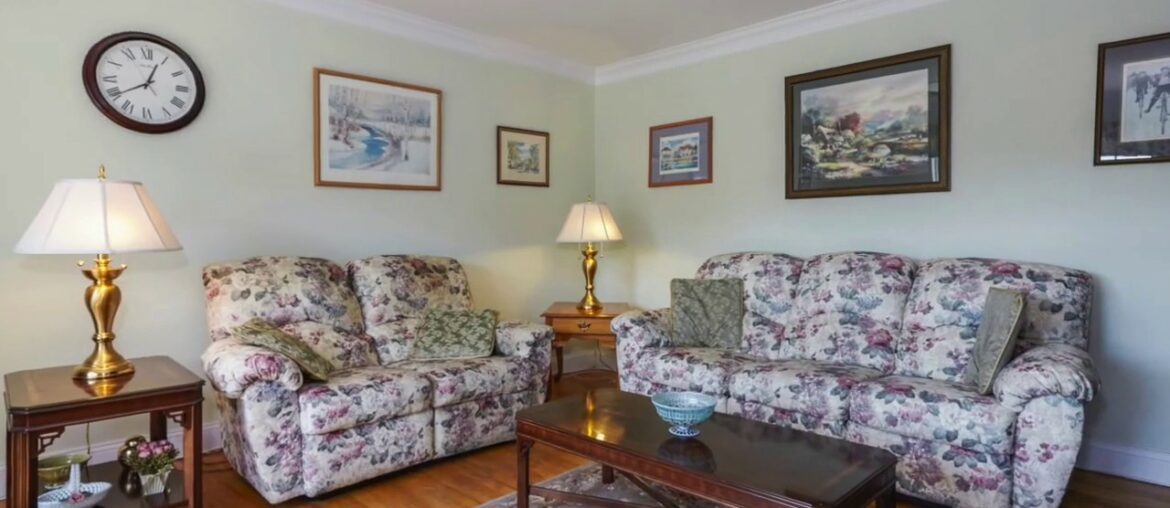 190 Hungerford Road North 190 Hungerford Road North