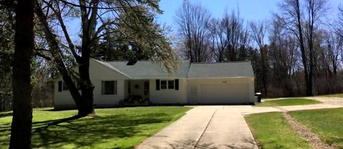 Video tour of Residential at 4290 E Boston Road, Richfield, OH 44142