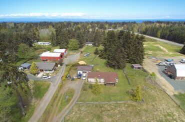 3400 W Edgewood Dr, Port Angeles, WA $210,000
