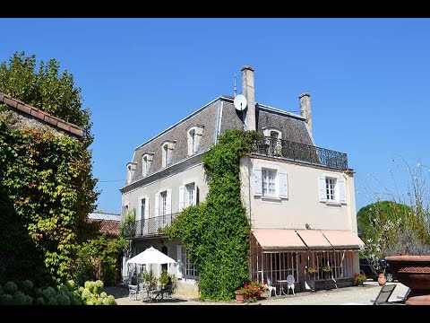 Charming Gersois Chateau for sale – furnished – with pool. Charming Gersois Chateau for sale - furnished - with pool.