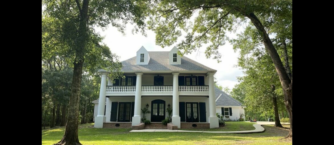 2020 N. River Oaks Dr., Abbeville, La. 70510 2020 N. River Oaks Dr., Abbeville, La. 70510