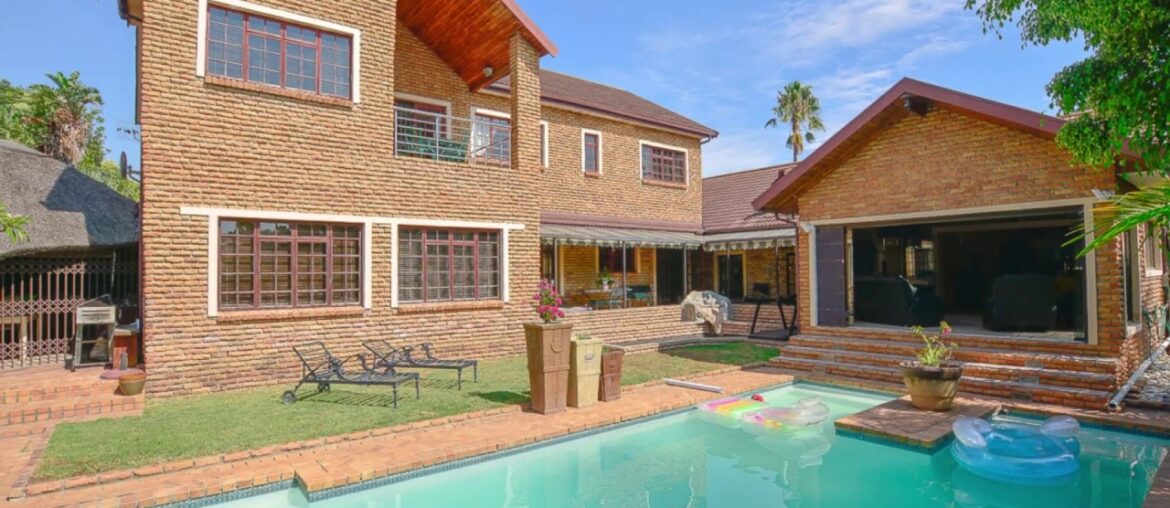 6 BEDROOM HOUSE FOR SALE IN WELGELEGEN