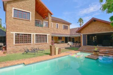 6 BEDROOM HOUSE FOR SALE IN WELGELEGEN