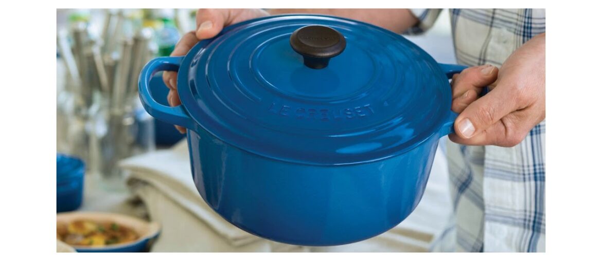 ▶️ Le Creuset LS2501-266MSS Signature Enameled Cast-Iron Round French (Dutch) Oven, 5-1/2-Quart, Ma