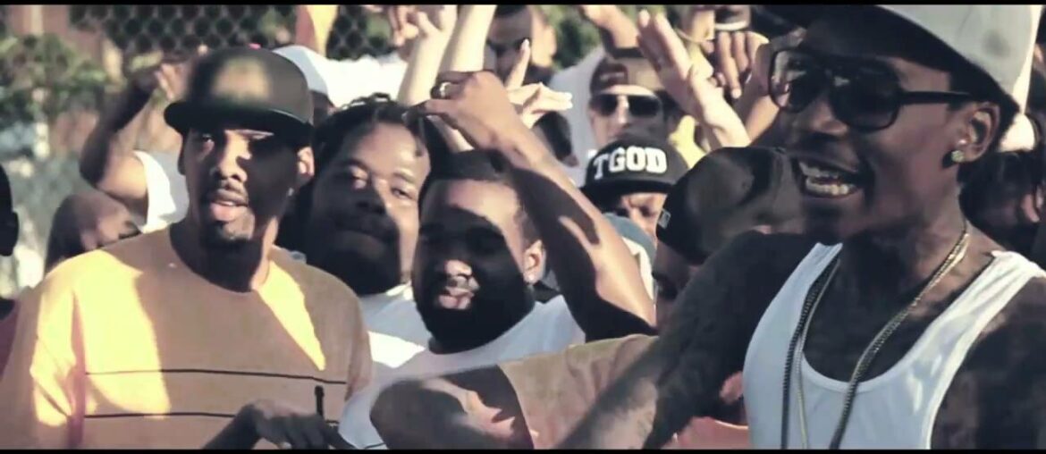 Wiz Khalifa - Black And Yellow [Official Music Video]