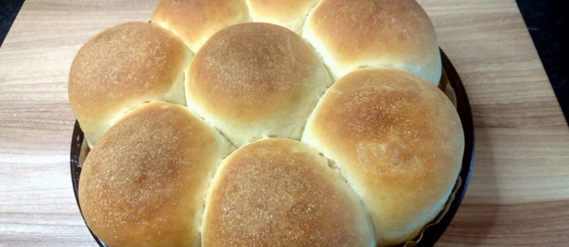 Soft Homemade Classic French Bread Rolls Recipe || Cheffoodiecast