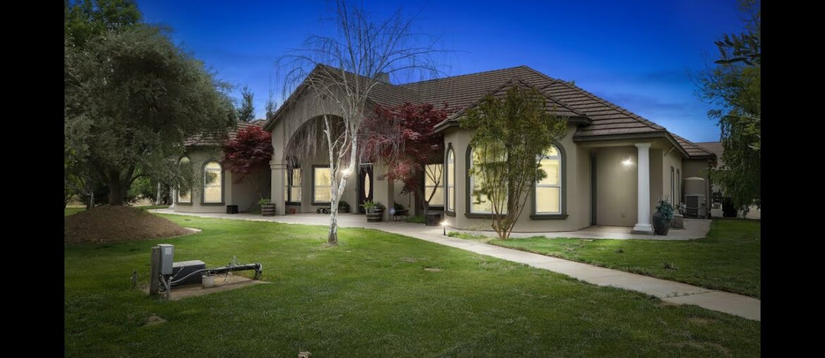 7627 Richardson Oakdale CA 95361 Commanders Compound. 7627 Richardson Oakdale CA 95361 Commanders Compound.