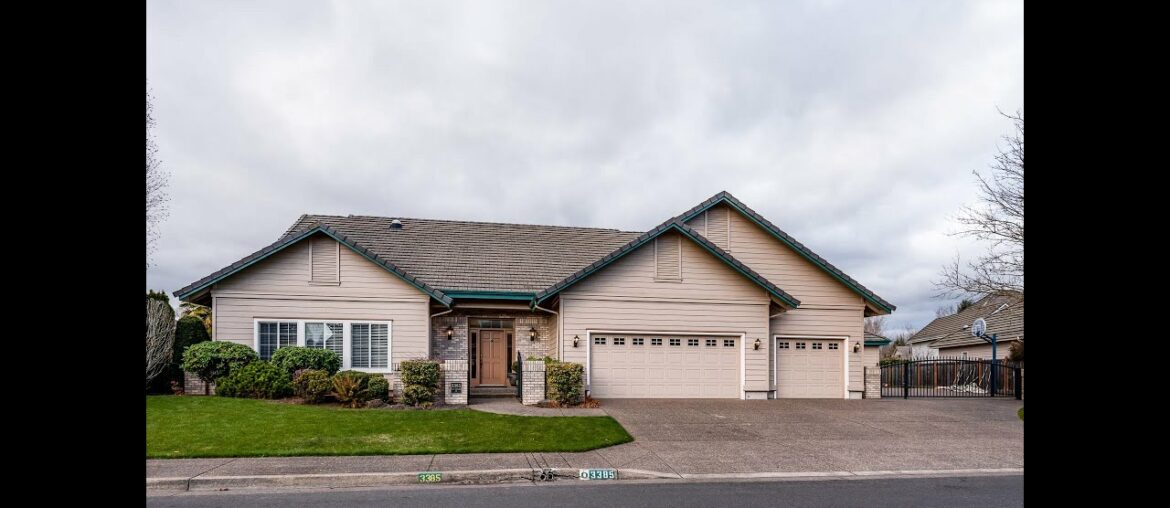 Homes for sale - 3385 KING EDWARDS CT, Eugene, OR 97401