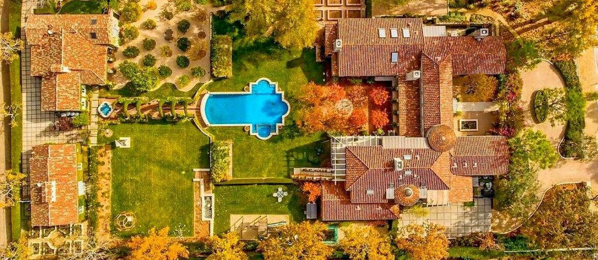 Luxury Provincial Country Style Farm House in Southern California