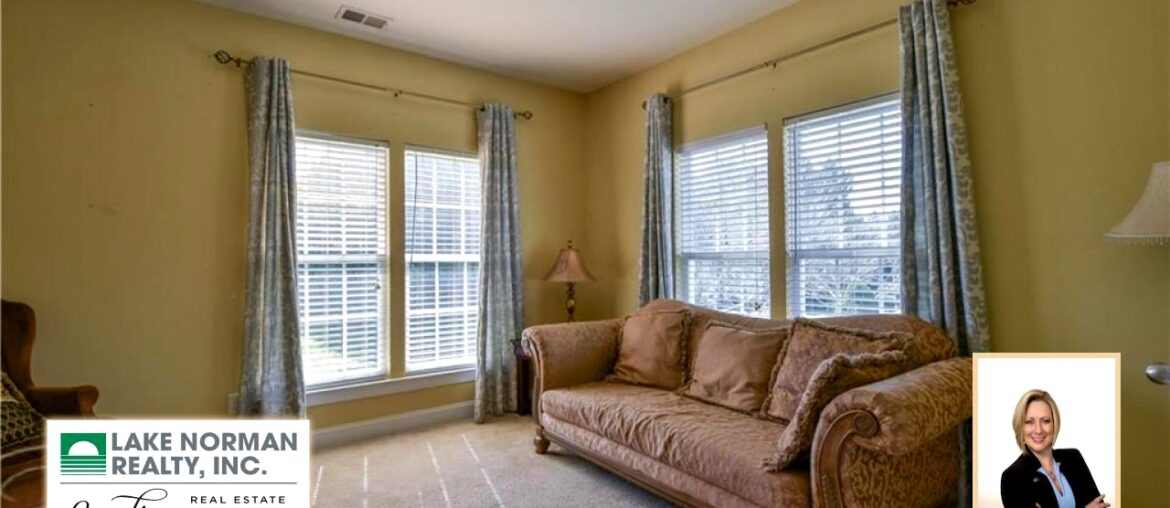 Residential for sale in Mooresville, NC – 133 Sundown Cove Drive Residential for sale in Mooresville, NC - 133 Sundown Cove Drive