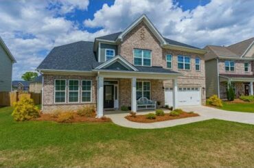 61 Wynterhall Court Chapin, SC | ColdwellBankerHomes.com