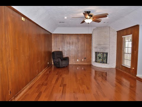 Residential for sale – 16415 Glenshannon Drive, Houston, TX 77059 Residential for sale - 16415 Glenshannon Drive, Houston, TX 77059