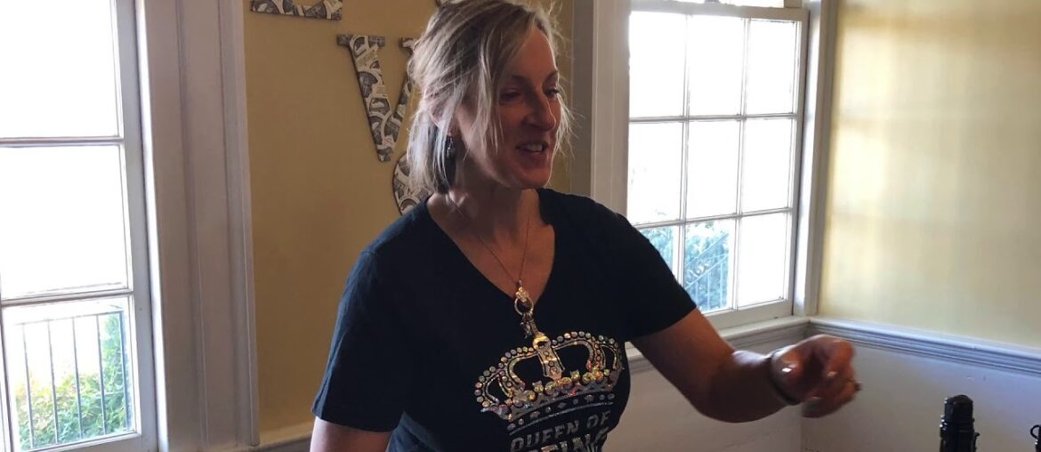 Effingham Manor & Winery Chardonnay with Heidi Harrover