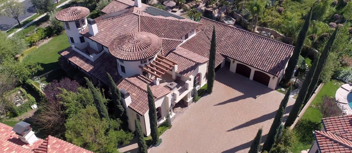 Custom Estate 25708 Oak Leaf Court Valencia, CA 91381 Custom Estate 25708 Oak Leaf Court Valencia, CA 91381