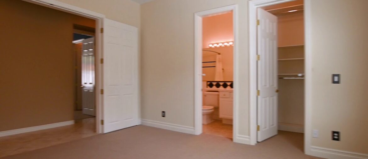 304 Covent Garden Ct in Guard Gated Queensridge Las Vegas NV