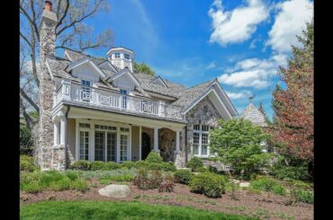 Home for sale at 404 North Vine Street, Hinsdale, IL 60521