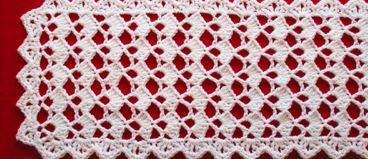 Festive Table Runner Crochet Pattern – Looks Fancy, Easy Pattern! Festive Table Runner Crochet Pattern - Looks Fancy, Easy Pattern!
