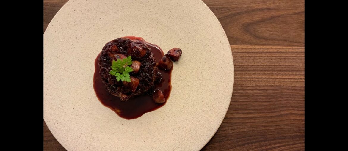 羅西尼牛排配蘑菇紅酒汁 Beef Rossini with Sauce Marchand de Vin 羅西尼牛排配蘑菇紅酒汁 Beef Rossini with Sauce Marchand de Vin